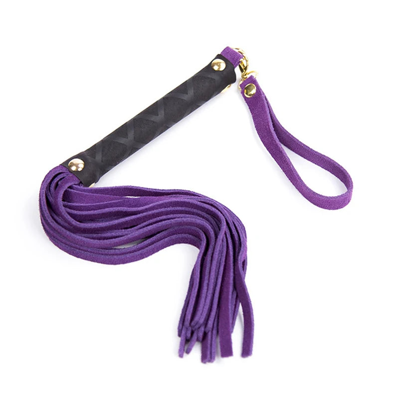 Velvet Sting – Genuine Leather Mini Whip 🔥