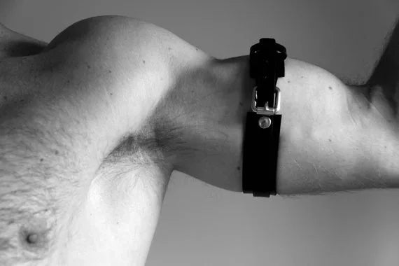 Gladiator Grip β Leather Pouch Harness Bodysuit π€βοΈ