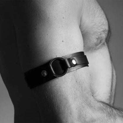 Obey Chain – Heavy Collar Edition 🖤