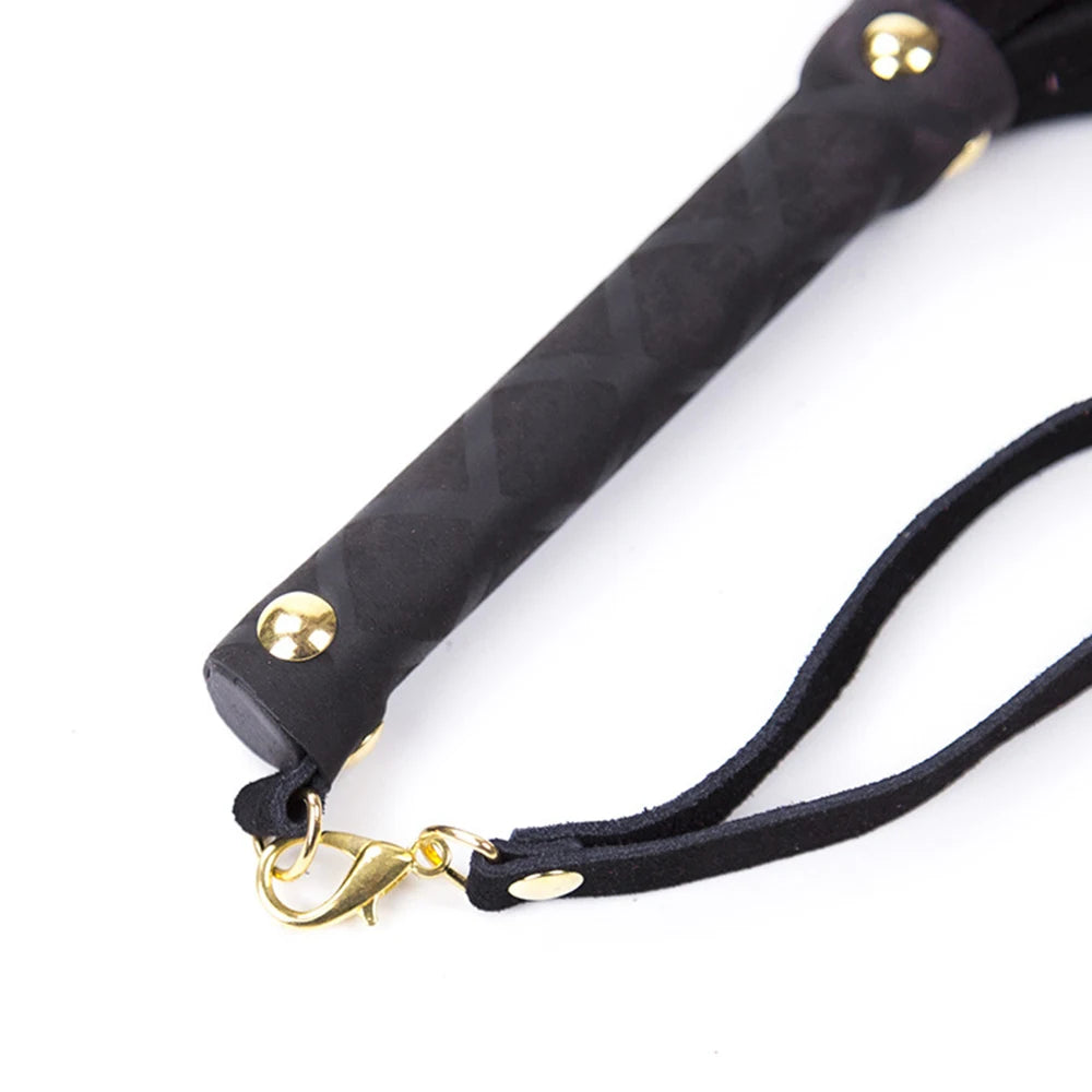 Velvet Sting – Genuine Leather Mini Whip 🔥